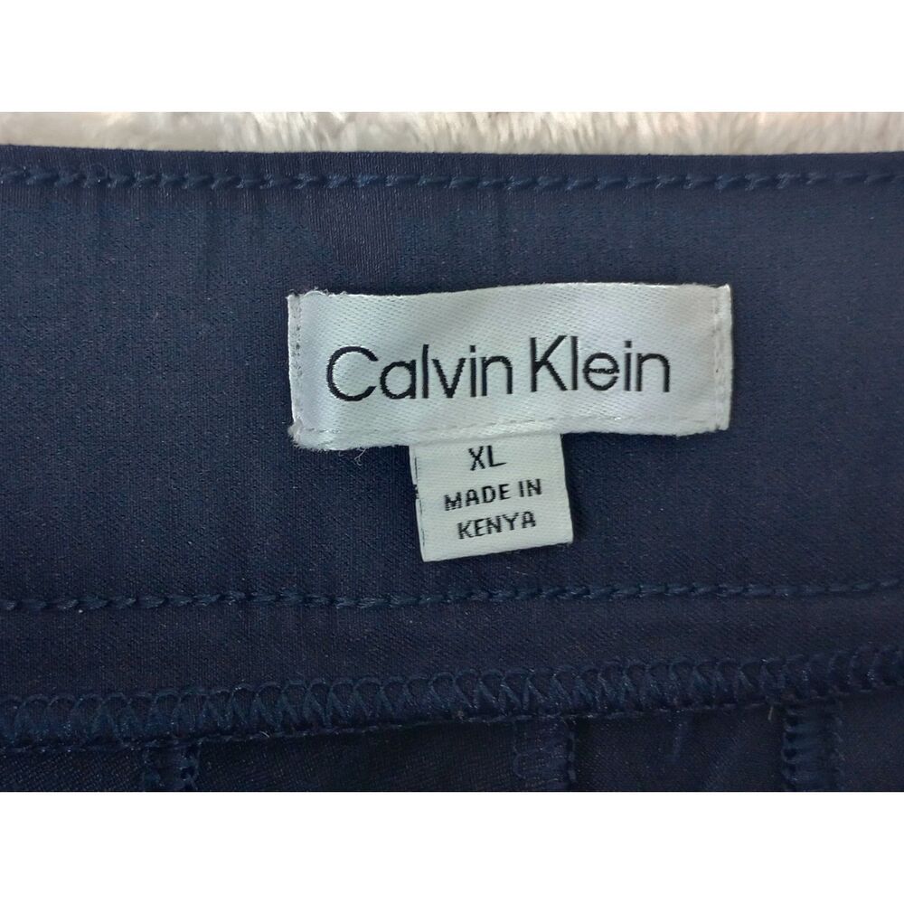 Calvin Klein Women's XL Navy Blue Stretch Pull On Crop - Picture 6 of 14